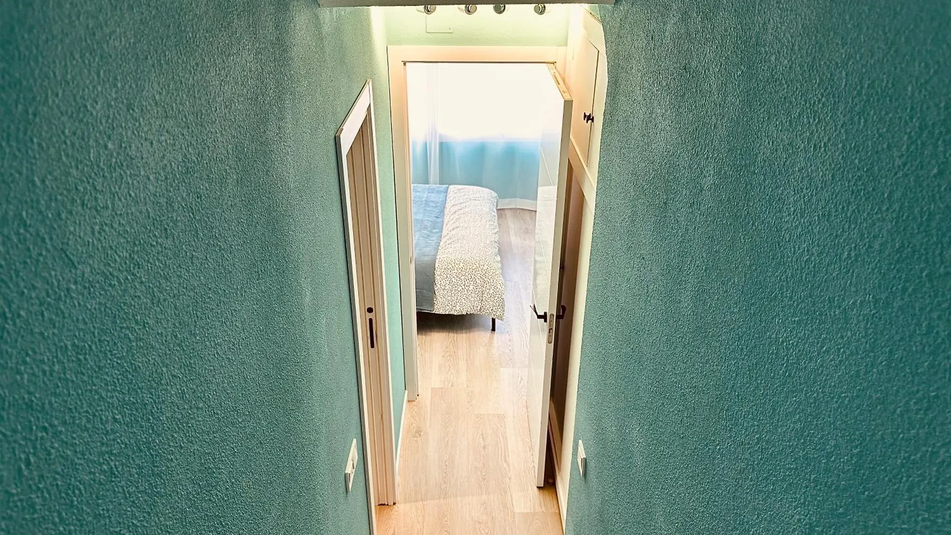 Tiffany Lovely New Apartment 51 Estepona Spain